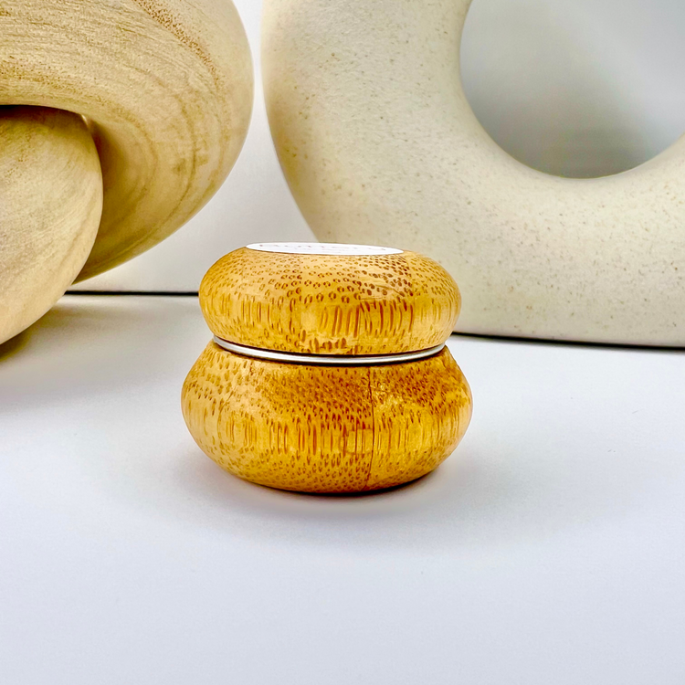 Premium Vegan Lip Balm | Mango Butter Moisturizer | Candelilla Wax Smooth Seal | Ultimate Lip Care | Unisex Lip Savior